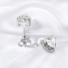 Cargar imagen en el visor de la galería, Pendientes de tuerca de Circonita con corte de corazón de Smyoue -  Plata de ley S925 con diamantes de laboratorio de calidad de lujo
